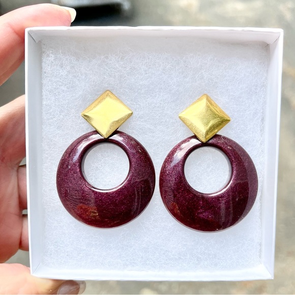 Resin Earrings - Picture 6 of 9